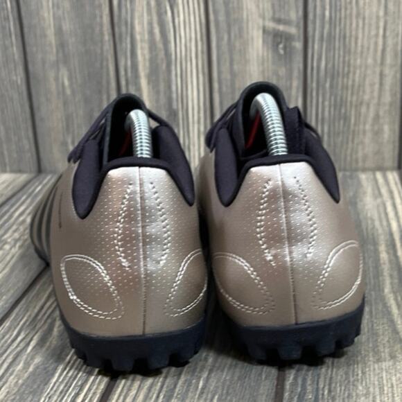 adidas Predator Club TF Soccer Futbol Cleats Boots Turf Metallic M11 W12 IF6398 - Picture 4 of 9